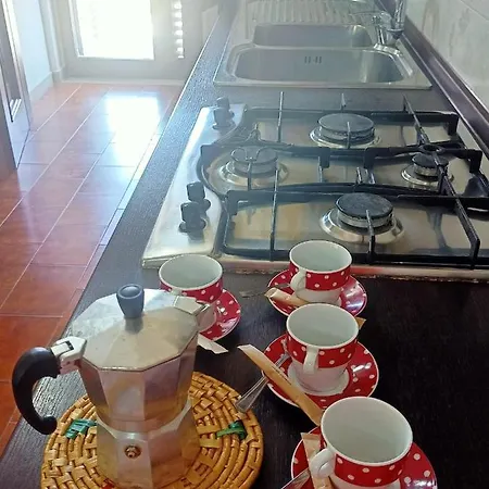 Nonna Lella House 펜션 카스텔디상로